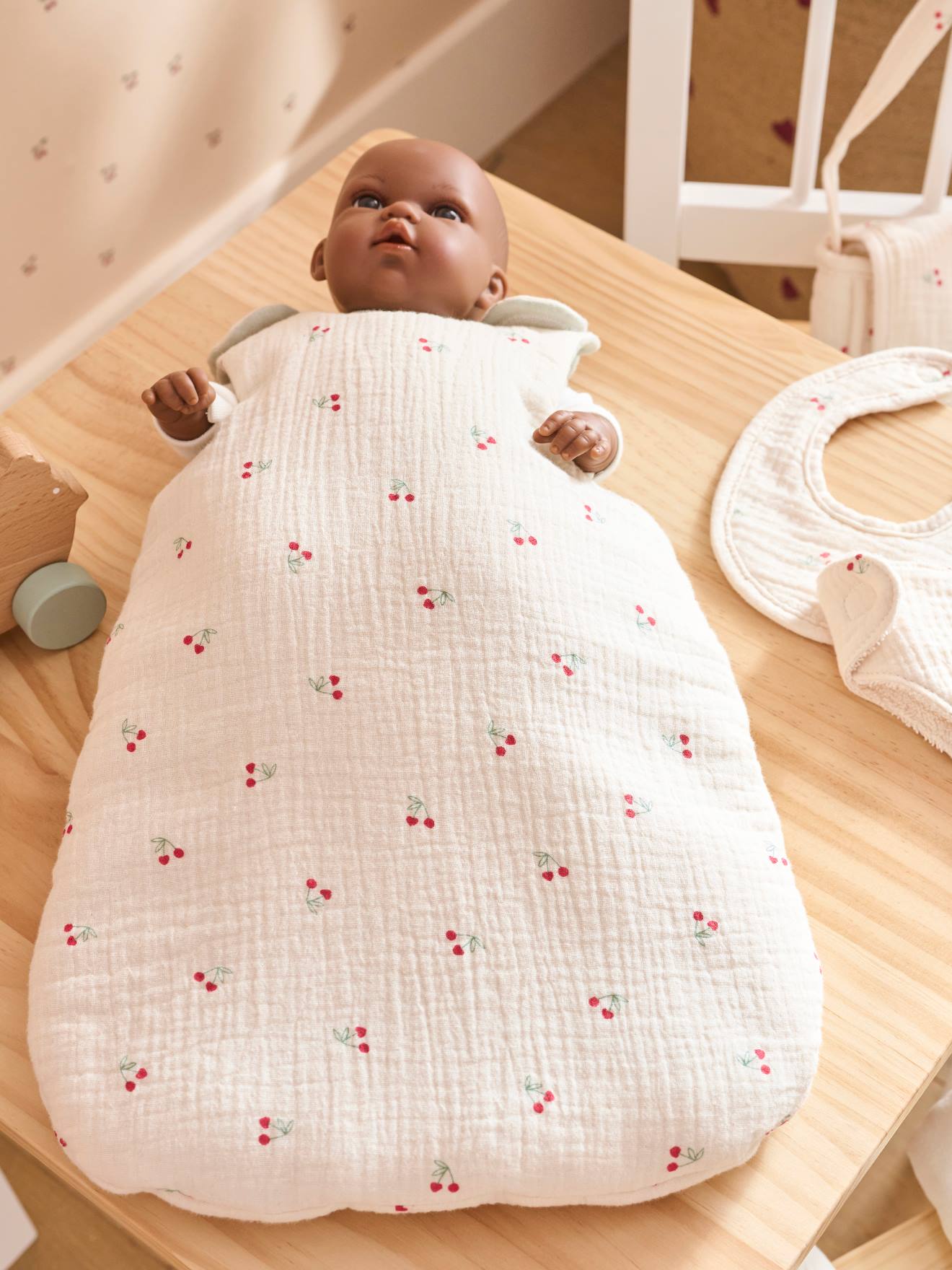 Trappelzak voor pop van katoen rood