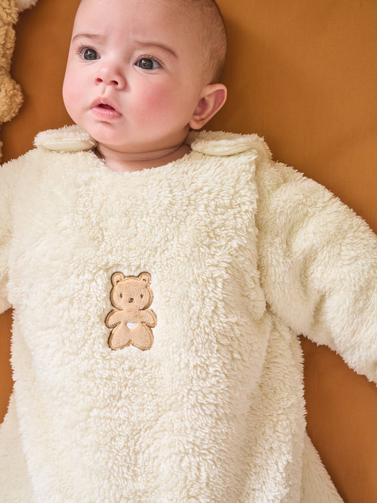 PETIT OURS trappelzak met lange afneembare mouwen vanille