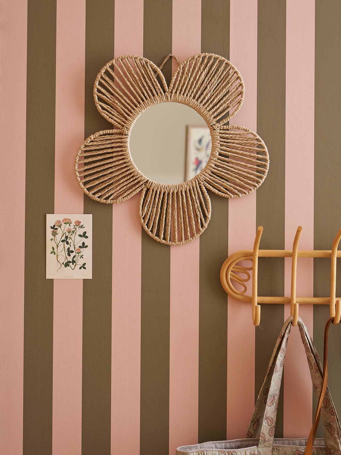 Bloemspiegel beige