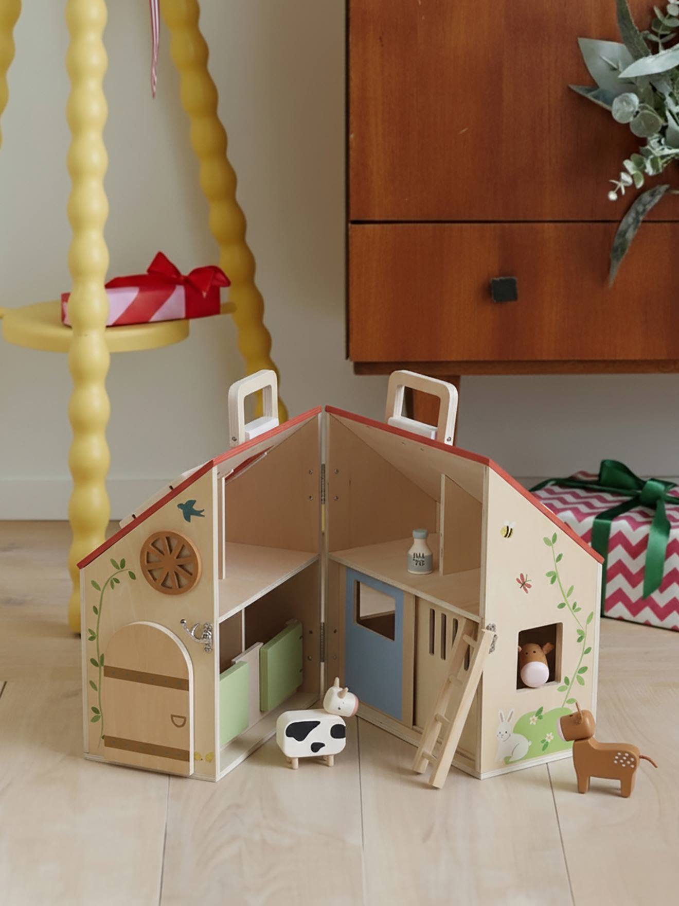 Boerderij met houten benodigdheden / toebehoren FSC®-hout rood