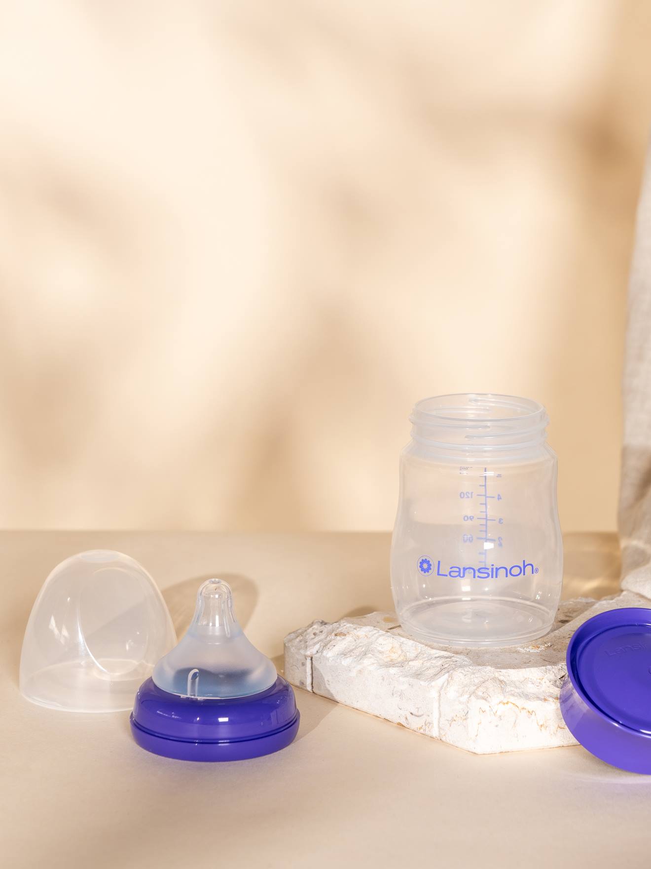 Set van 4 LANSINOH 160 ml bewaarpotjes voor moedermelk wit