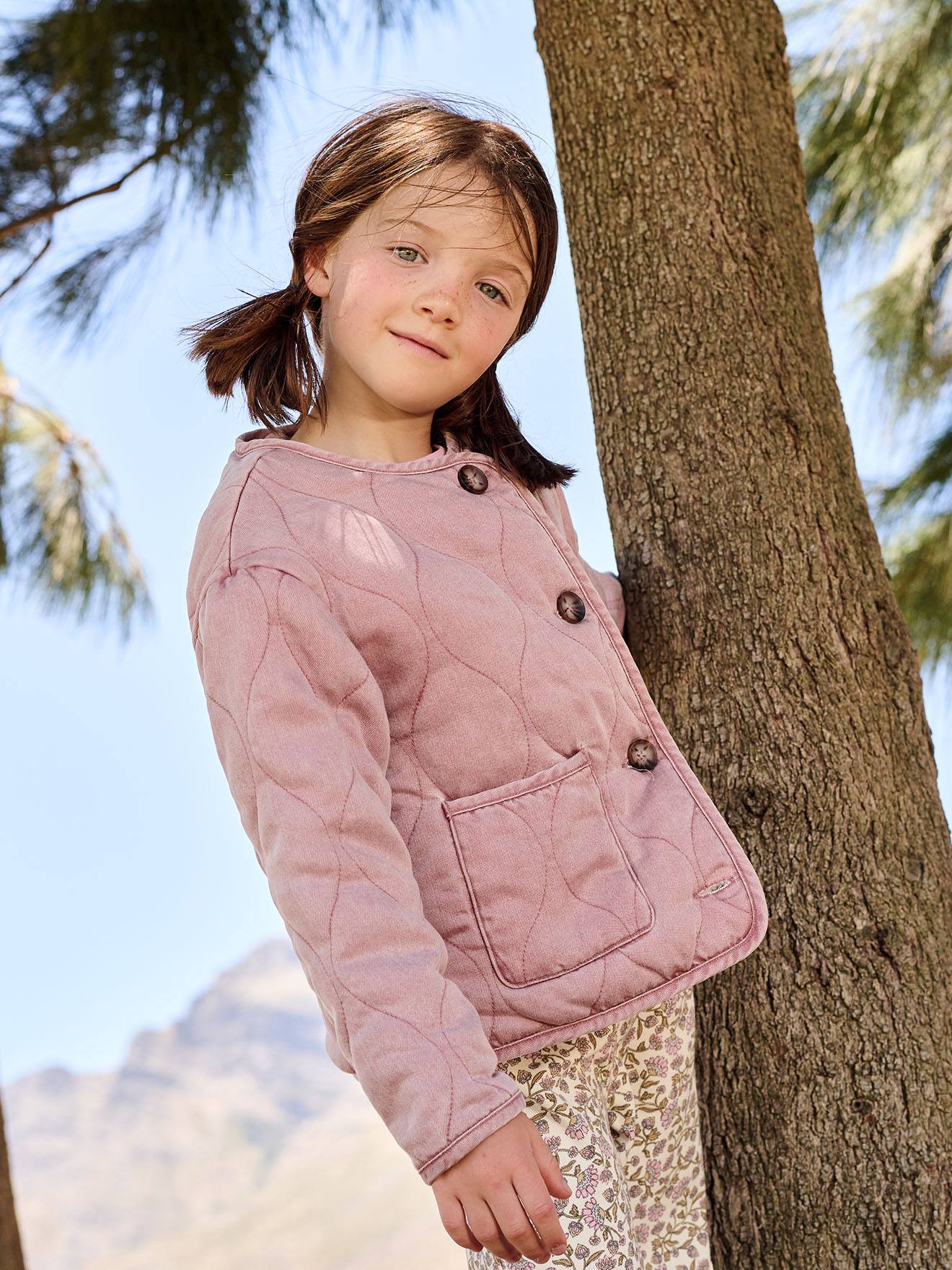 Gewatteerde jas voor meisjes met sherpavoering rozen