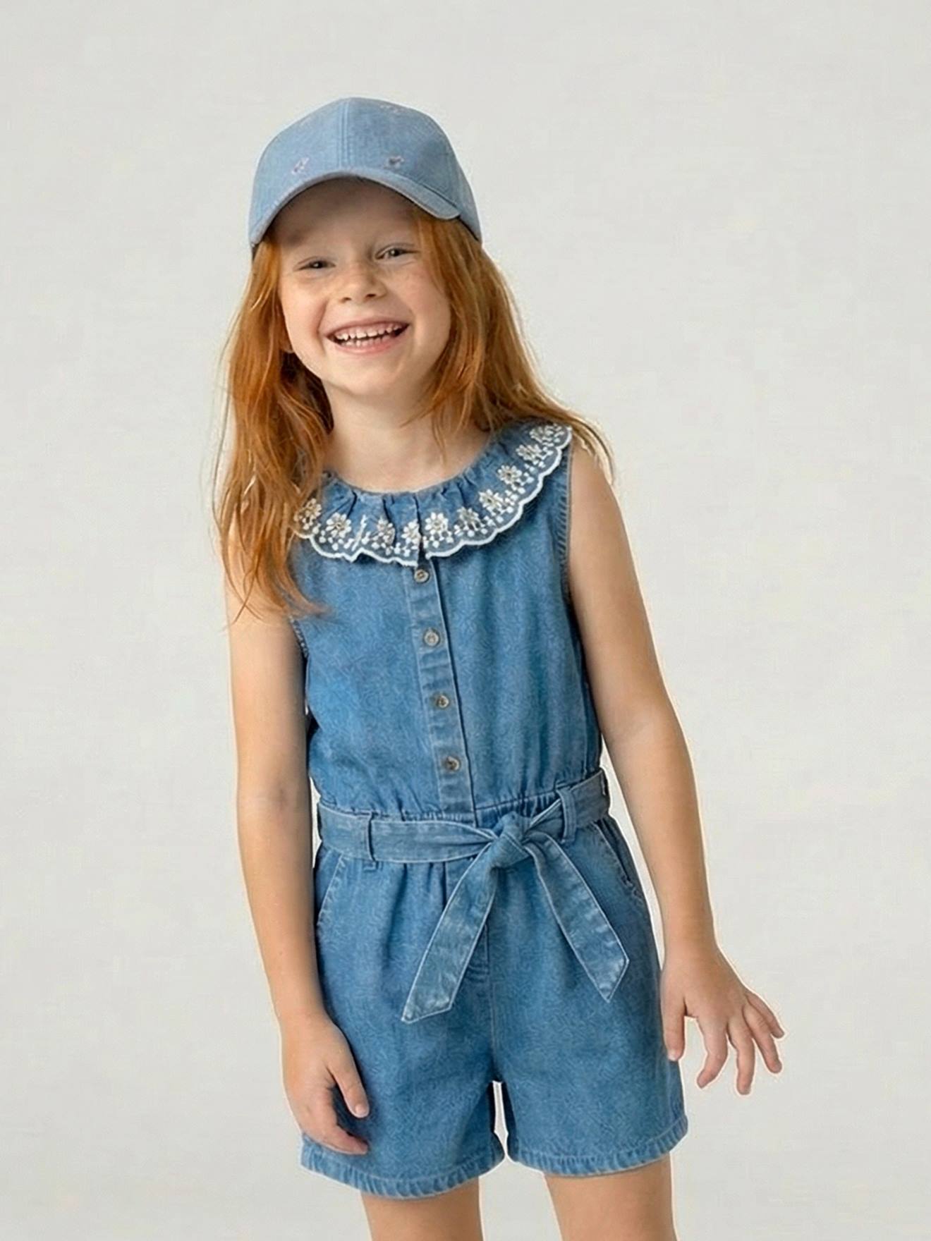 Geborduurde meisjespet jeansblauw