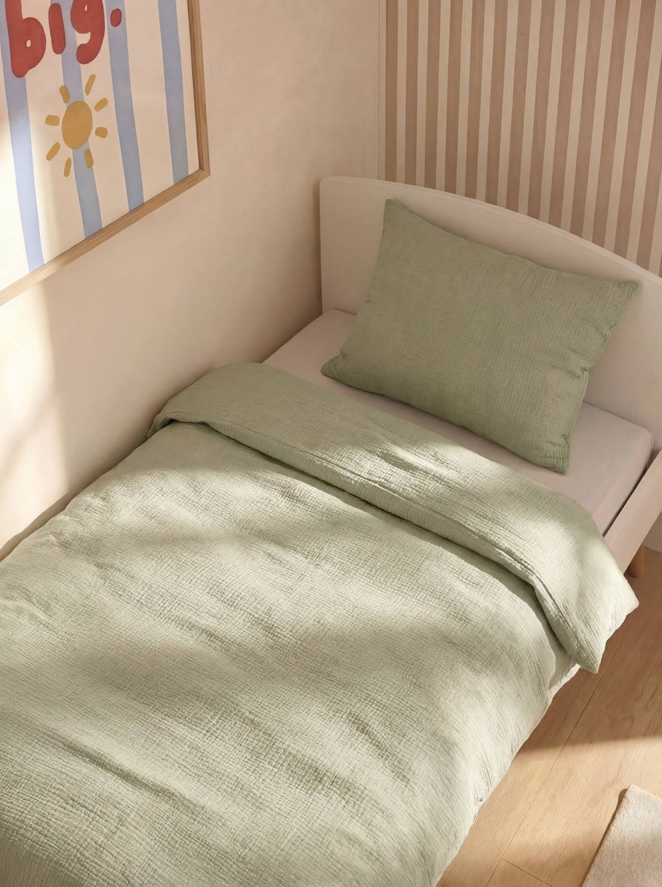 Bedset dekbedovertrek en kussensloop in Ã©Ã©n kleur saliegroen