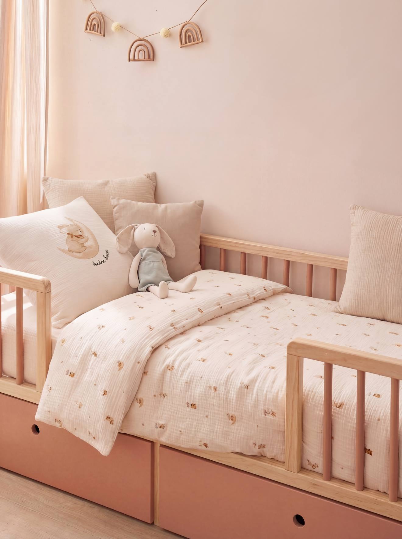 Bedset dekbedovertrek baby katoengaas wit, bedrukt