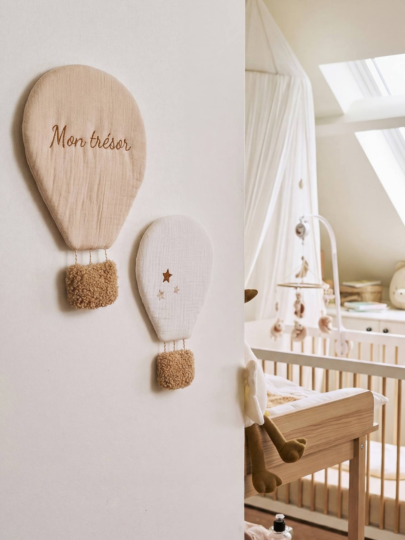 Set van 2 wanddecoraties met luchtballonnen beige