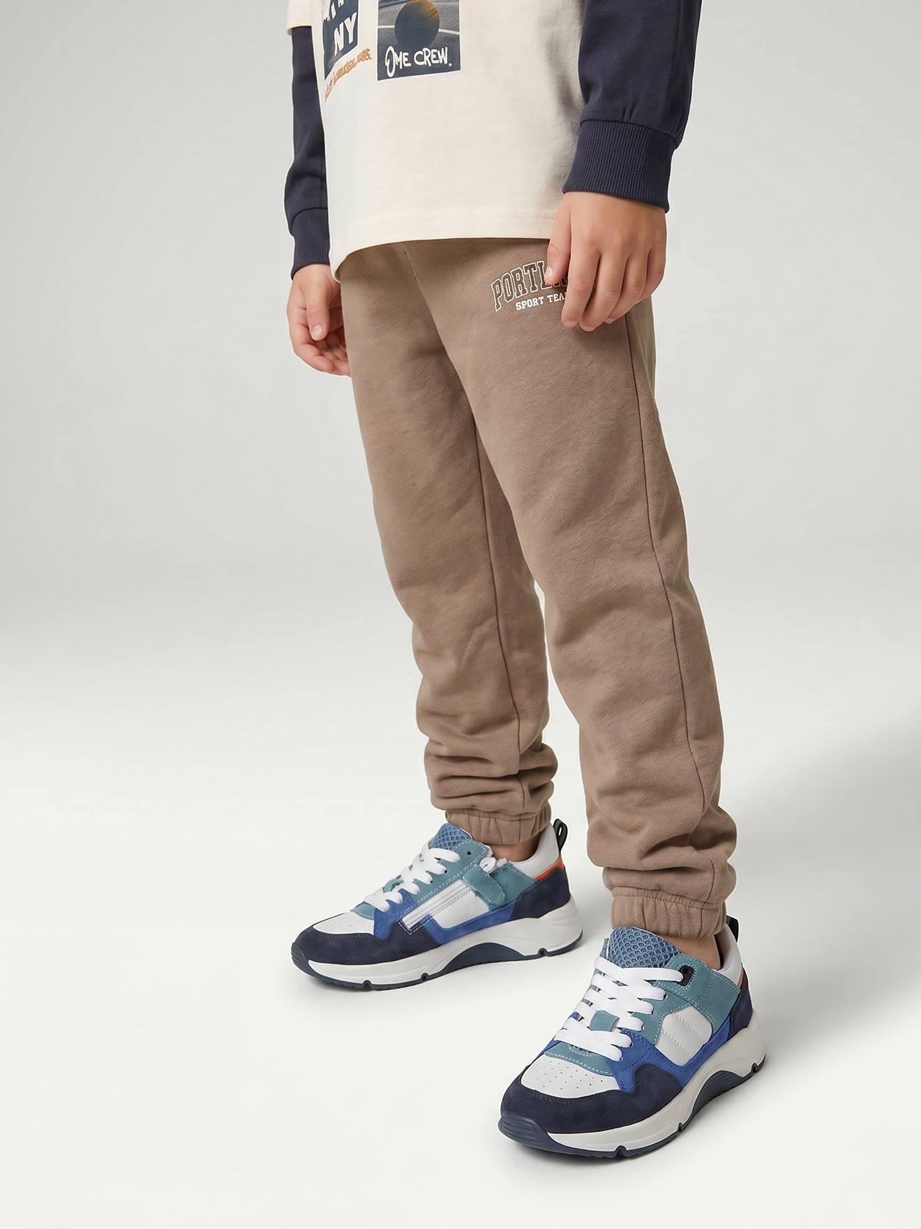 Joggingbroek jongen met print beige