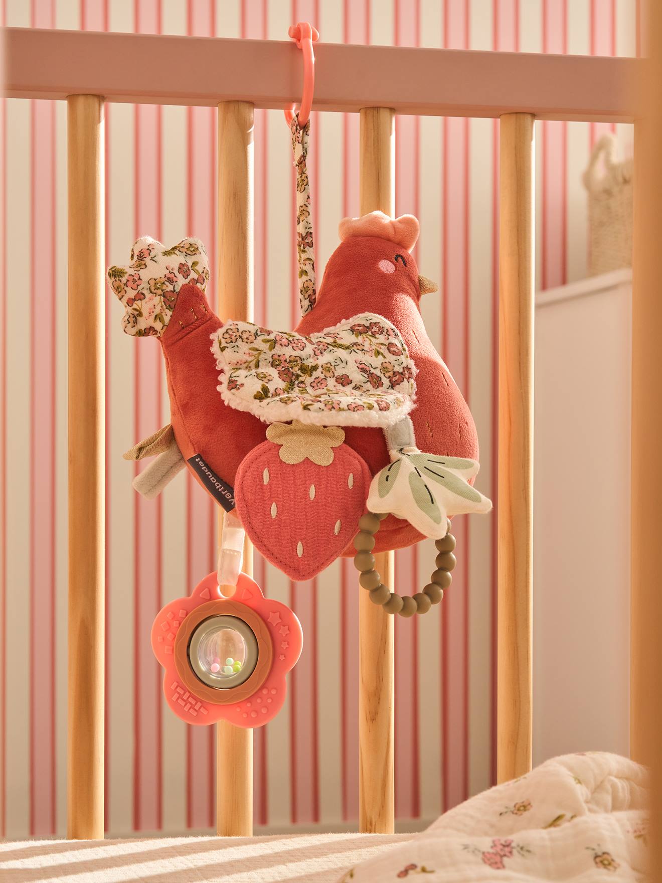 Pluchen kip om op te hangen sinaasappel
