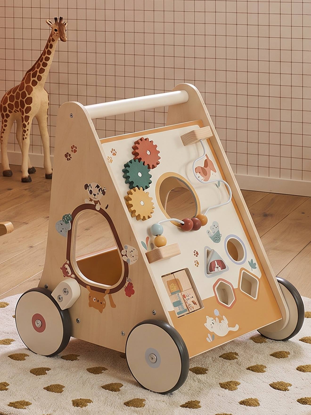 Loopwagen met houten remmen karamel