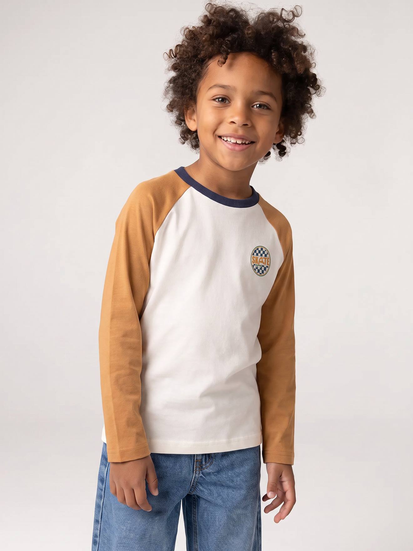 Jongensshirt met lange mouwen okergeel