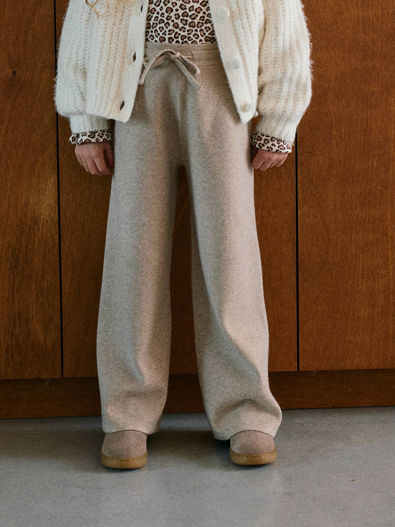 Wijde gebreide meisjesbroek beige