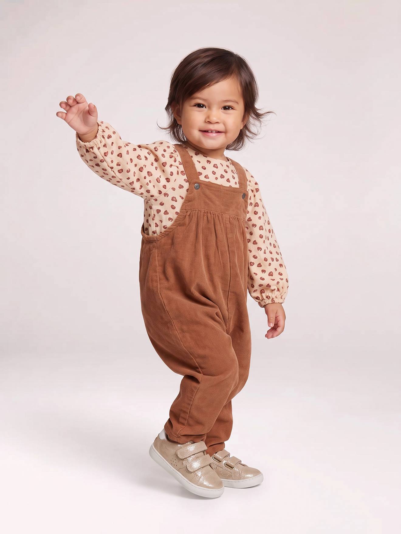 Set fluwelen blouse en overall voor meisjesbaby hazelnoot