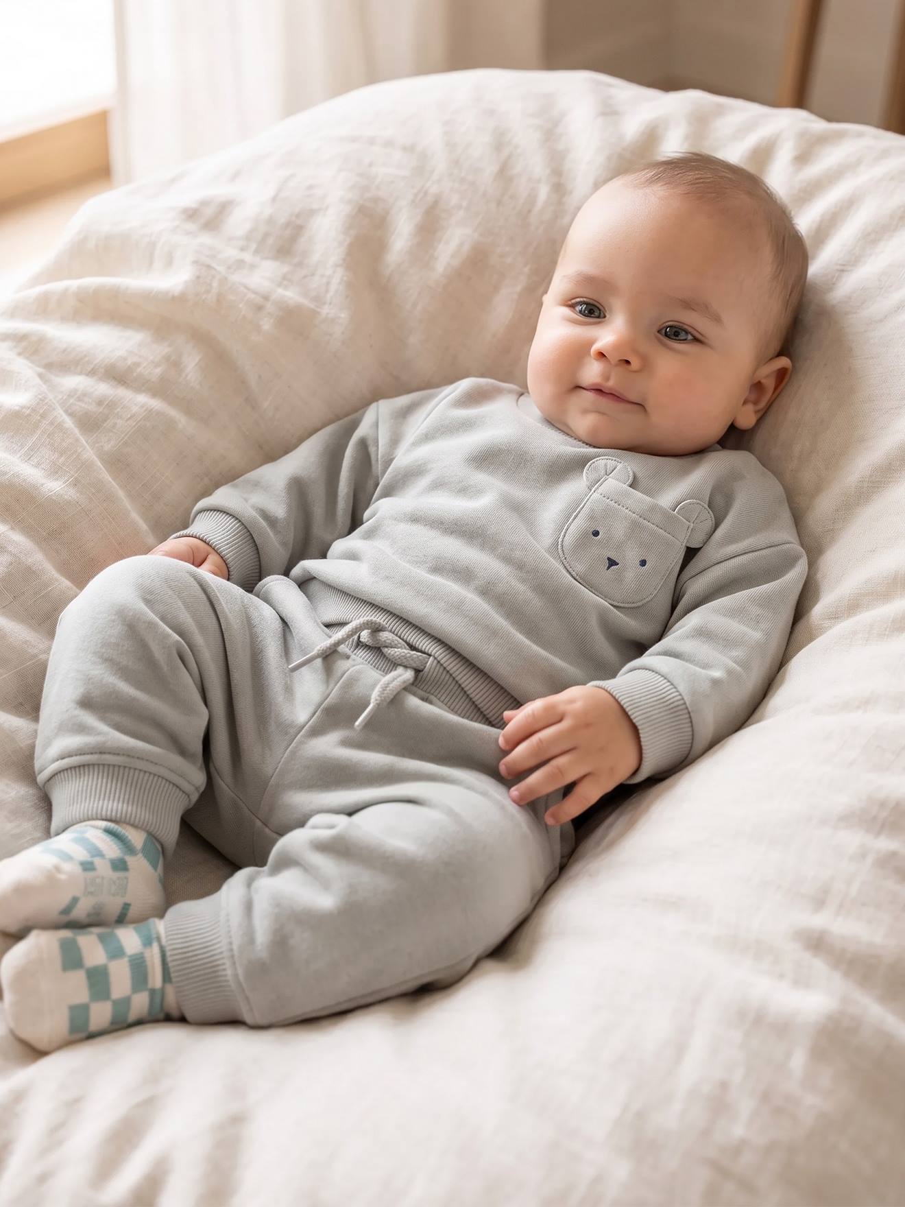 Sweatshirt en broek babyset ijsblauw