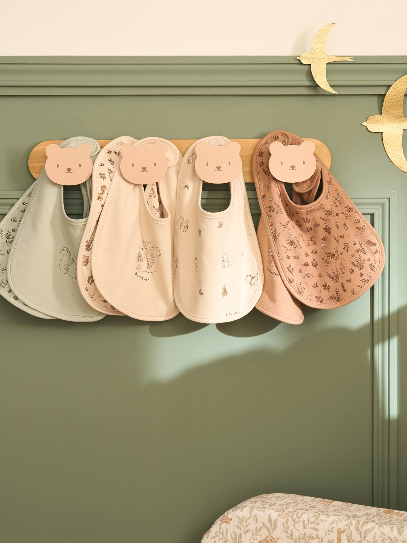 Set van 7 babyslabbetjes touw
