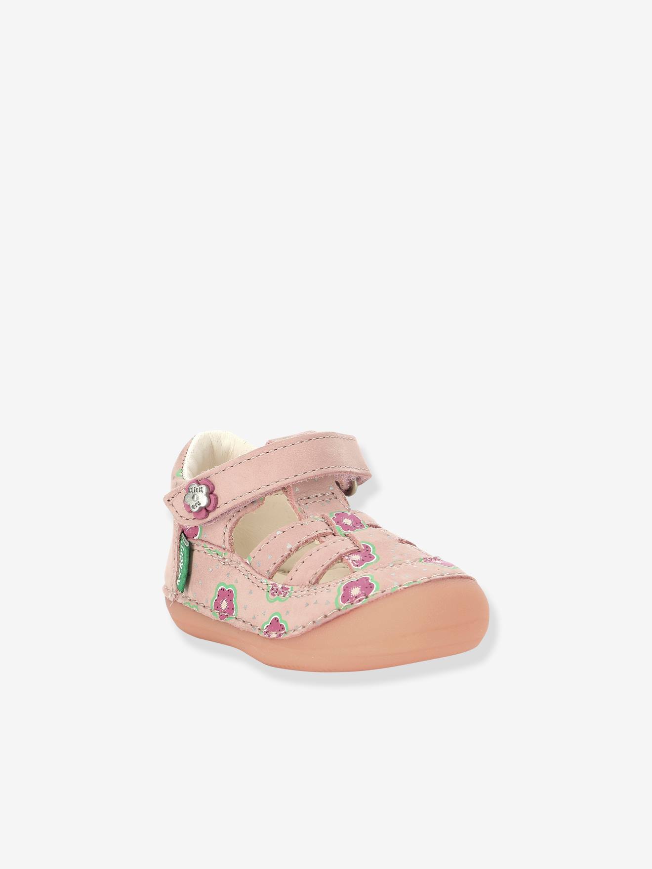 Leren sandalen meisjesbaby Sushy Originel Softers KICKERS® lichtroze bloem