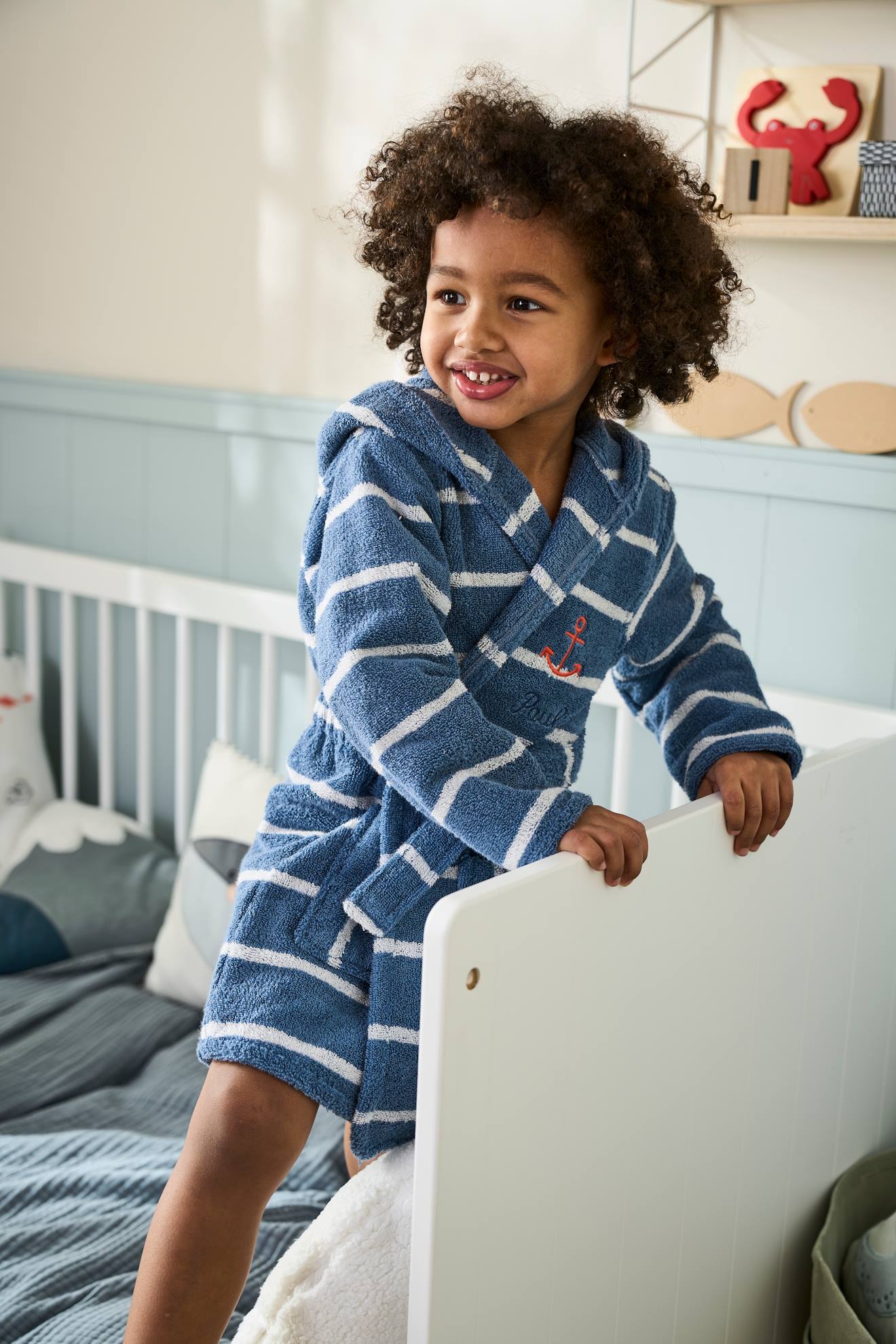 Personaliseerbare gestreepte kinderbadjas met capuchon Oeko-Tex® blauw/wit