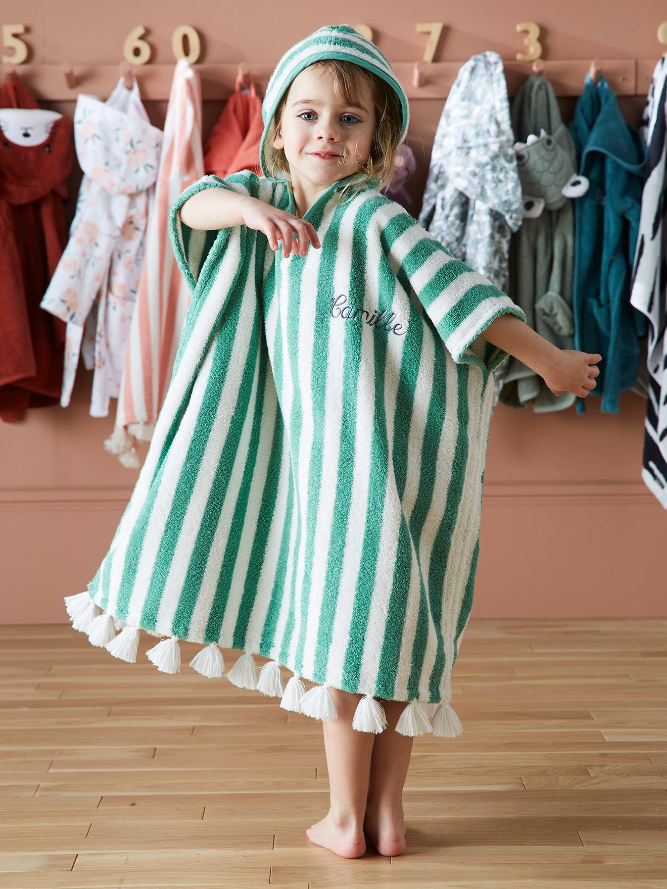 Personaliseerbare gestreepte badponcho voor kinderen groen