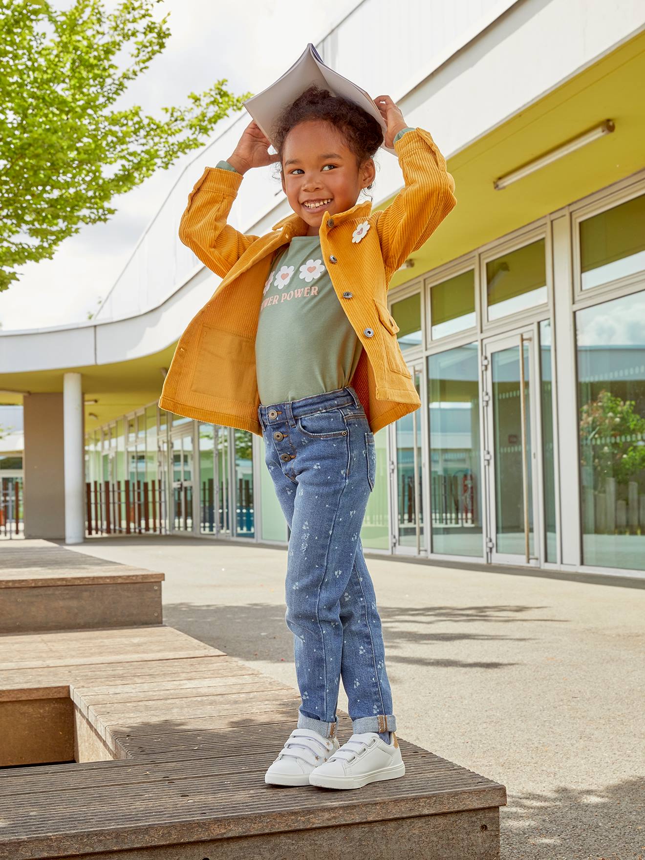 Rechte meisjesjeans met gebruikte details double stone