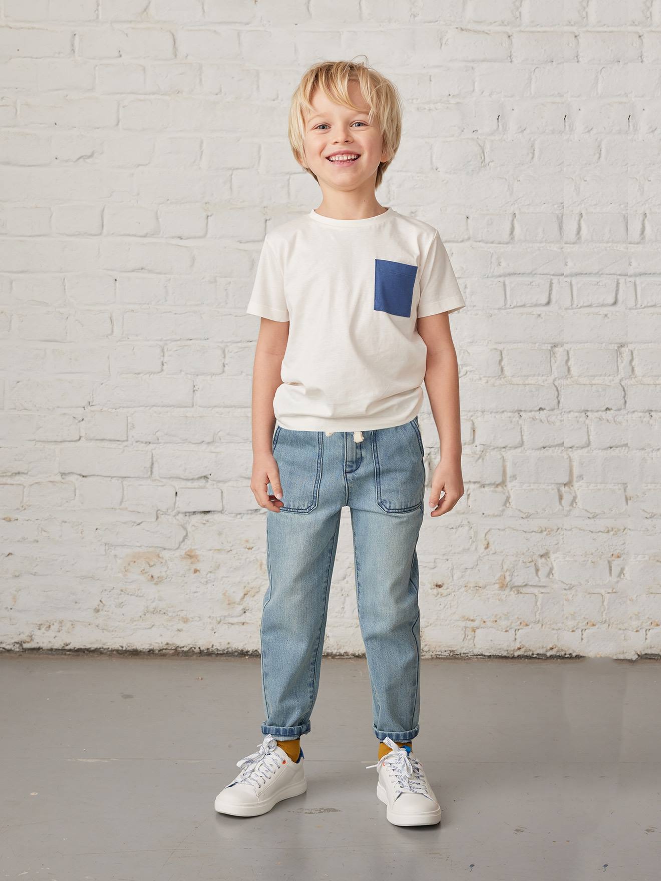 Rechte losse jeans met patch effect voor jongens gebleekt denim