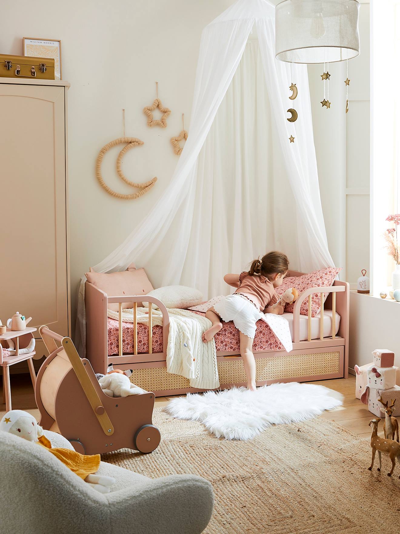 70x140cm omvormbaar babybed met rieten opberglade LIGNE POESIE nude