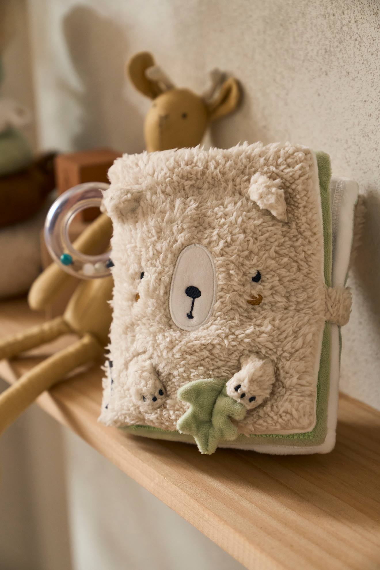Ontwakingsboek en foto's GREEN FOREST bruin afbeelding