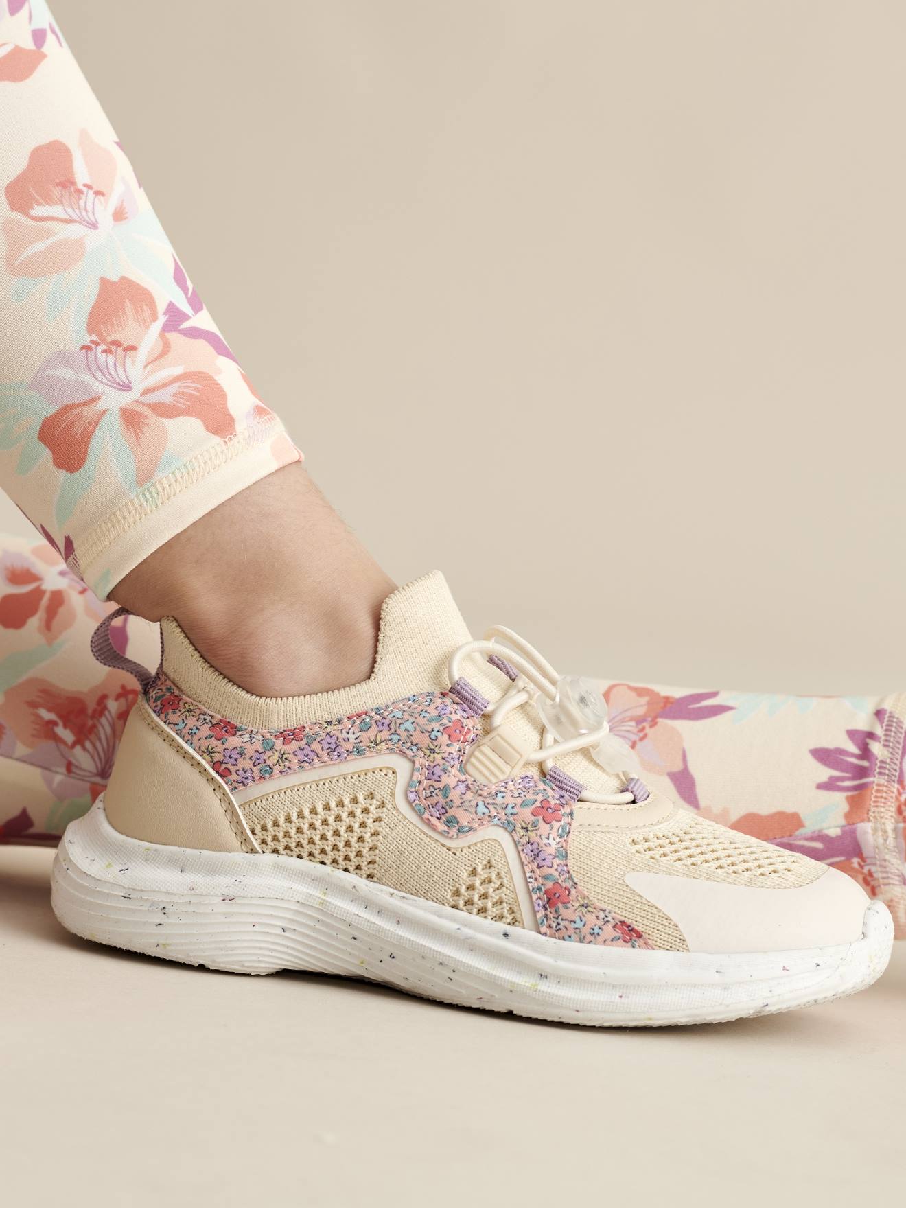 Elastische sportieve meisjessneakers met dikke zool - veel beige, Schoenen
