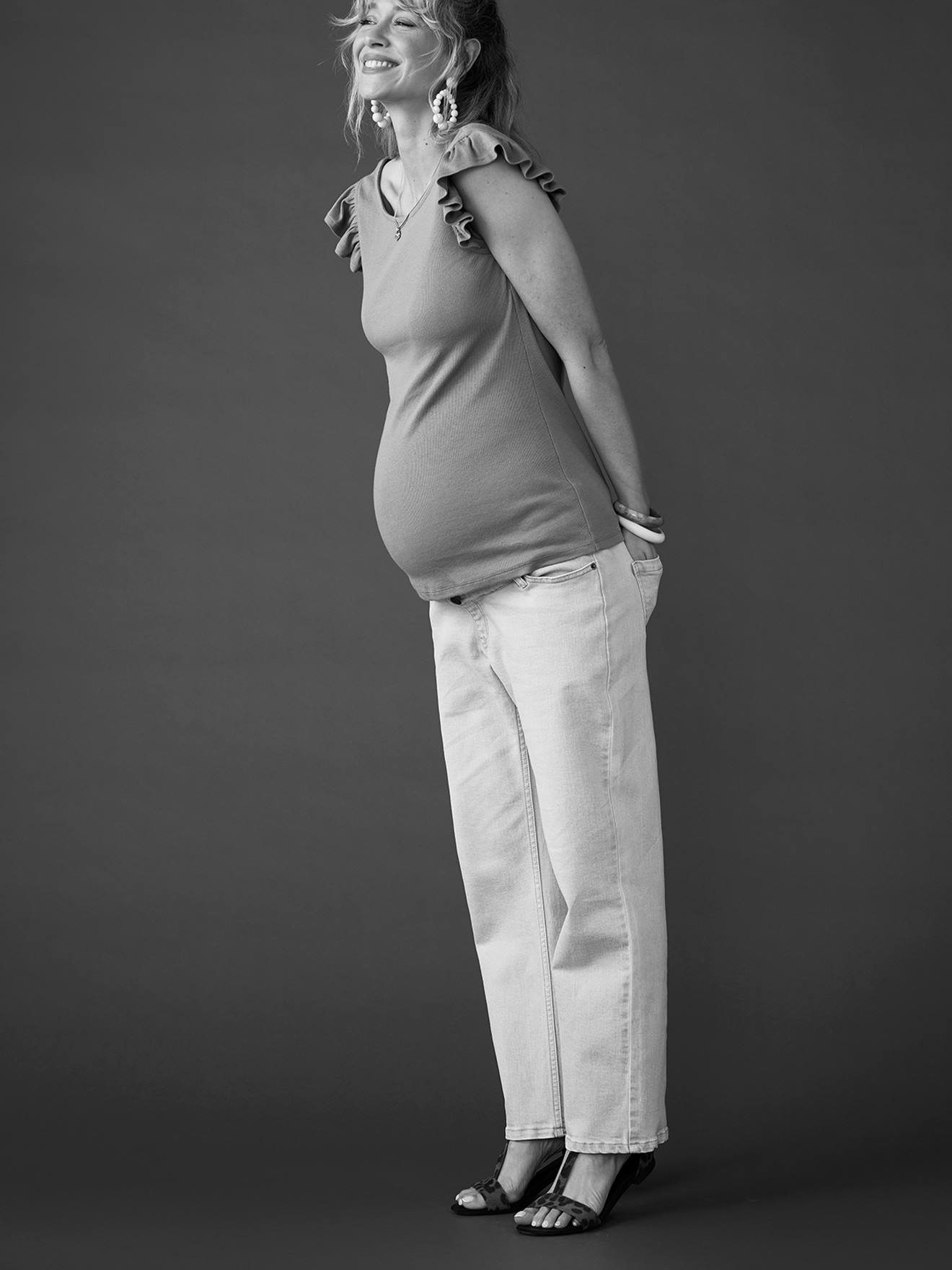 Geribd zwangerschapsshirt met korte mouwen en ruches ENVIE DE FRAISE kaki