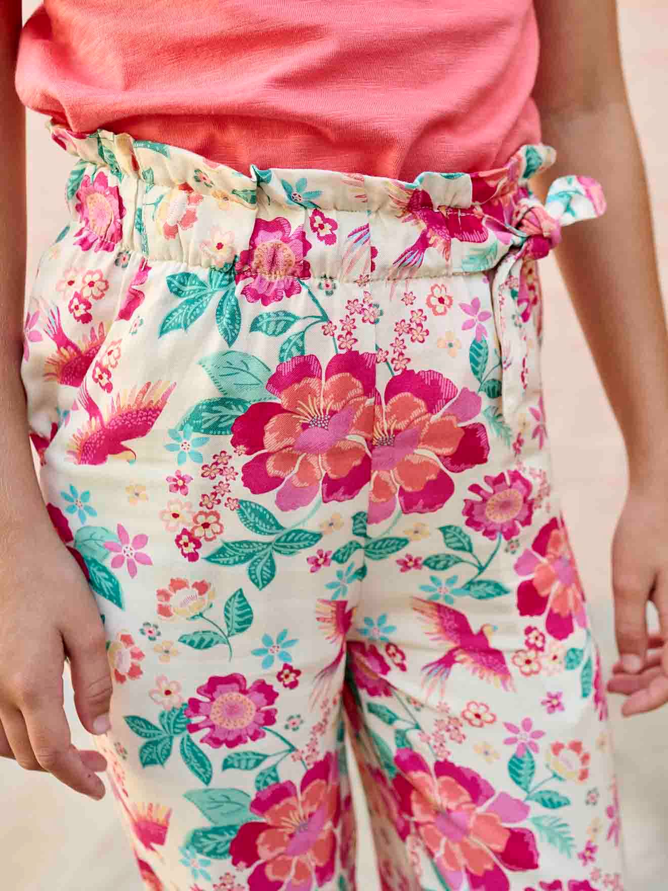 Wijde meisjesbroek met bloemenprint meerkleurig afbeelding