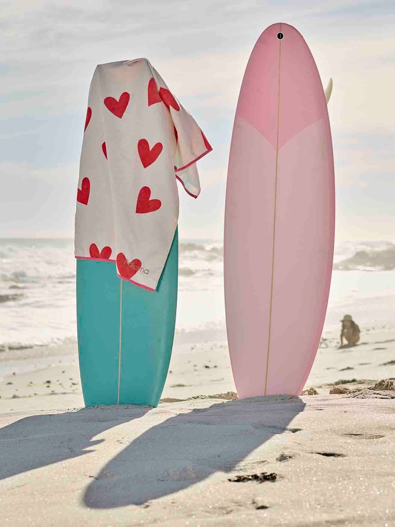 Personaliseerbare bad-/strandhanddoek, met gerecycled katoen roze, bedrukt