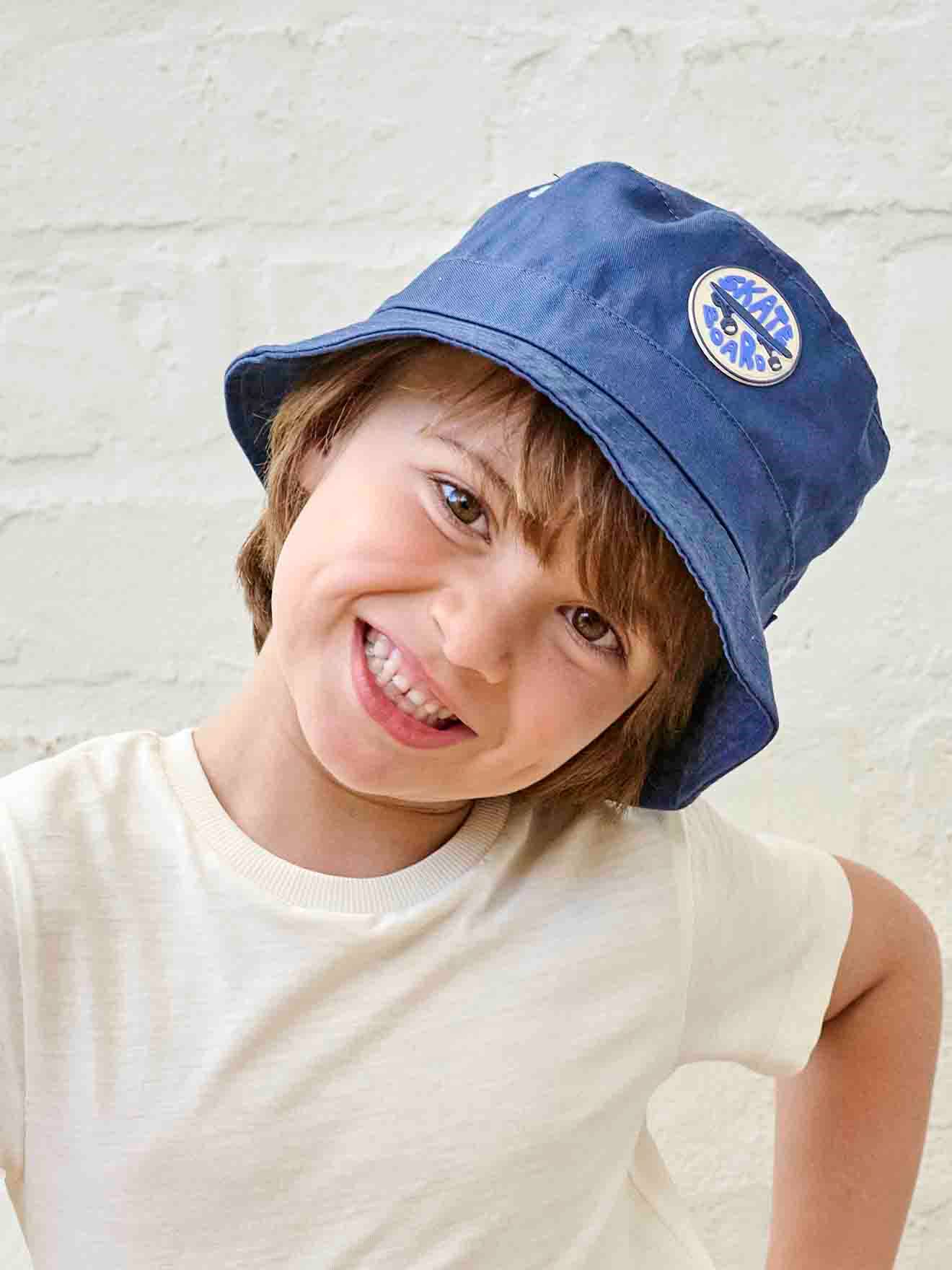 Skatehoedje voor jongens blauw afbeelding