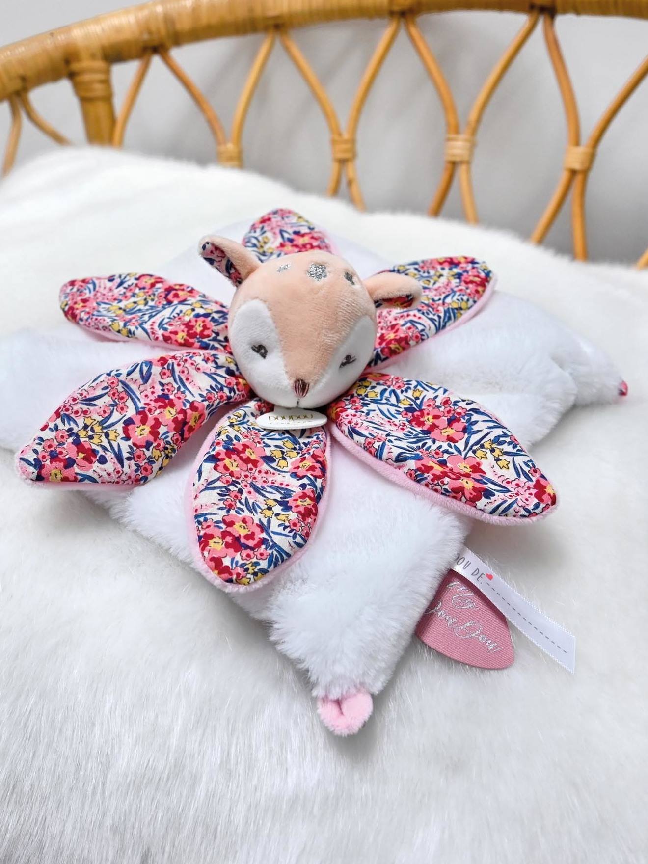 Knuffel bloemblaadje 27cm boh'aim - DOUDOU ET COMPAGNIE rozen