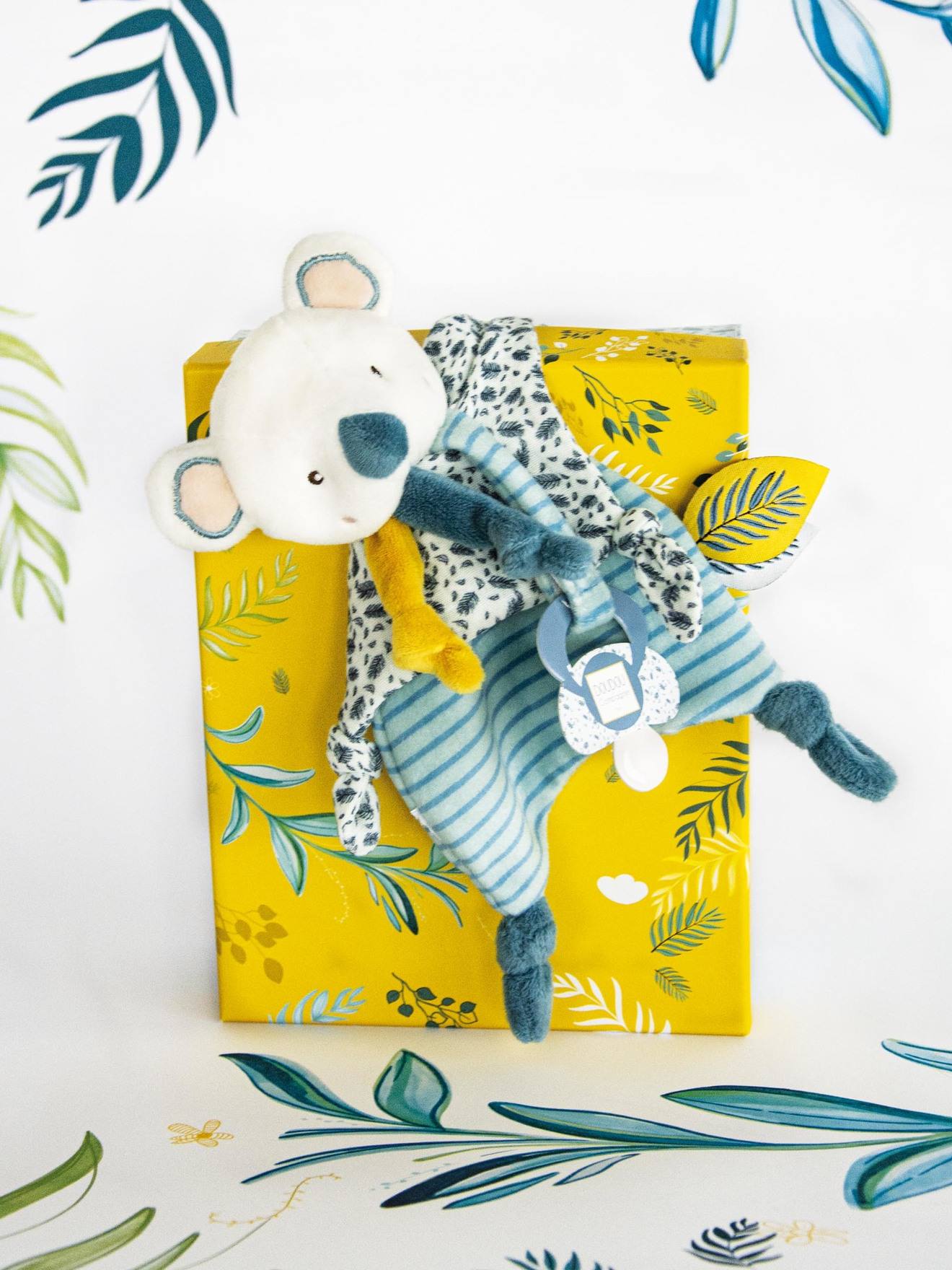 Yoca de koala knuffel fopspeenclip - DOUDOU ET COMPAGNIE blauw