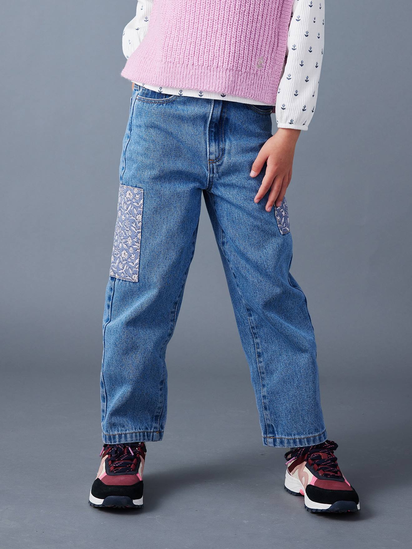 Wijde jeans met bloemenpatches meisjes middenblauw afbeelding