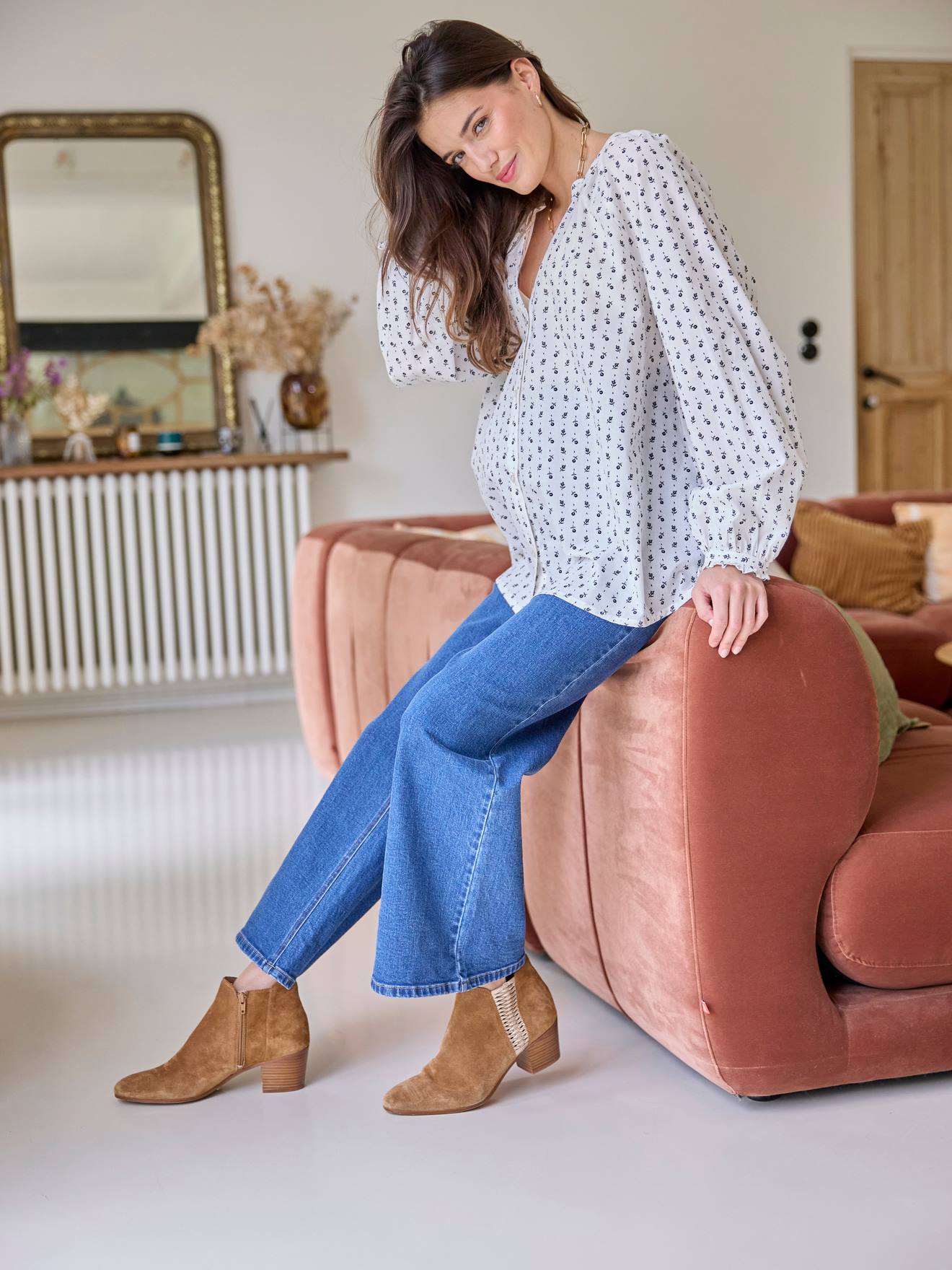 Zwangerschaps- en borstvoedingsblouse met bloemenprint zandbeige