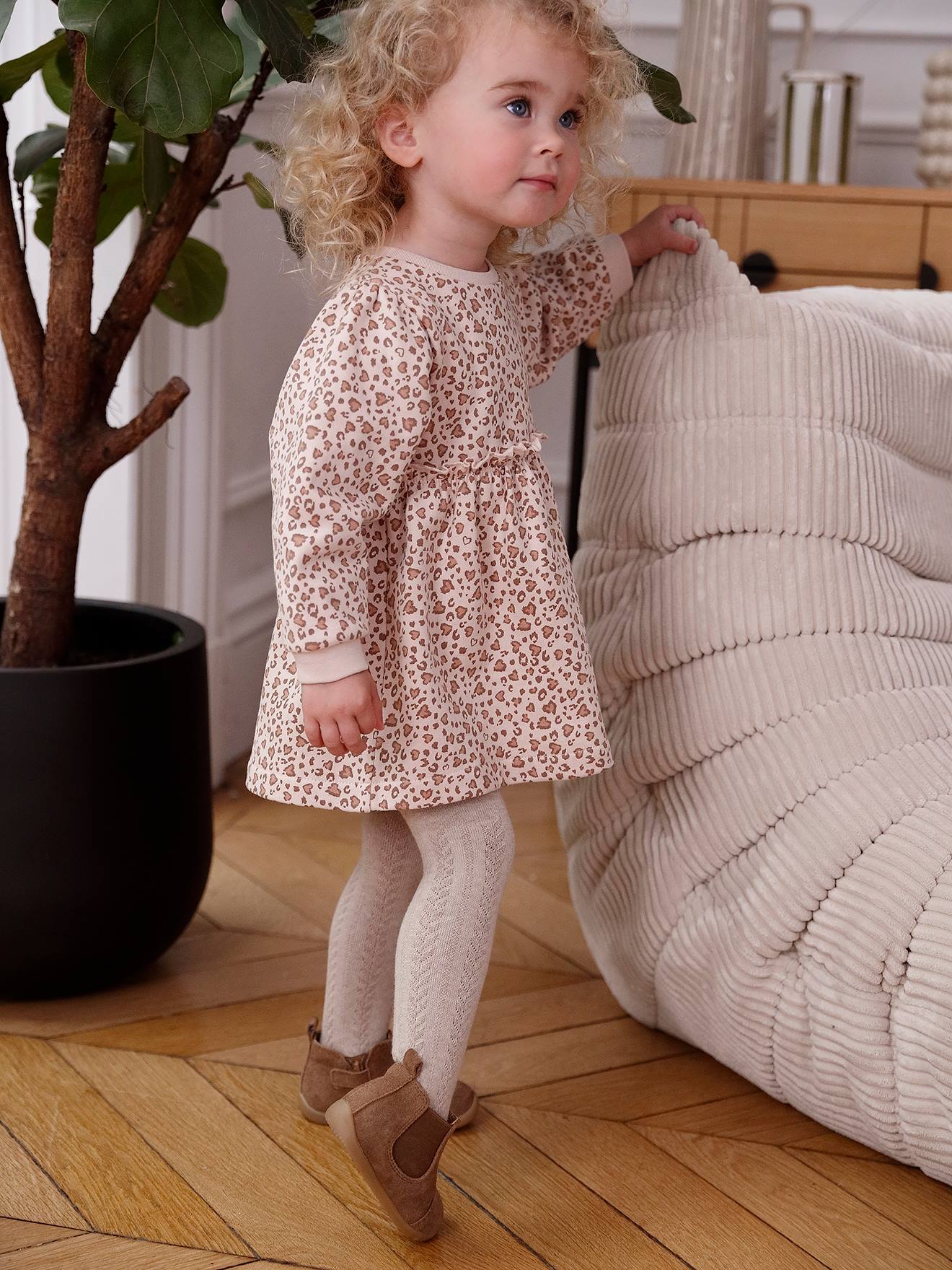 Babyjurk van molton beige (poederkleur)