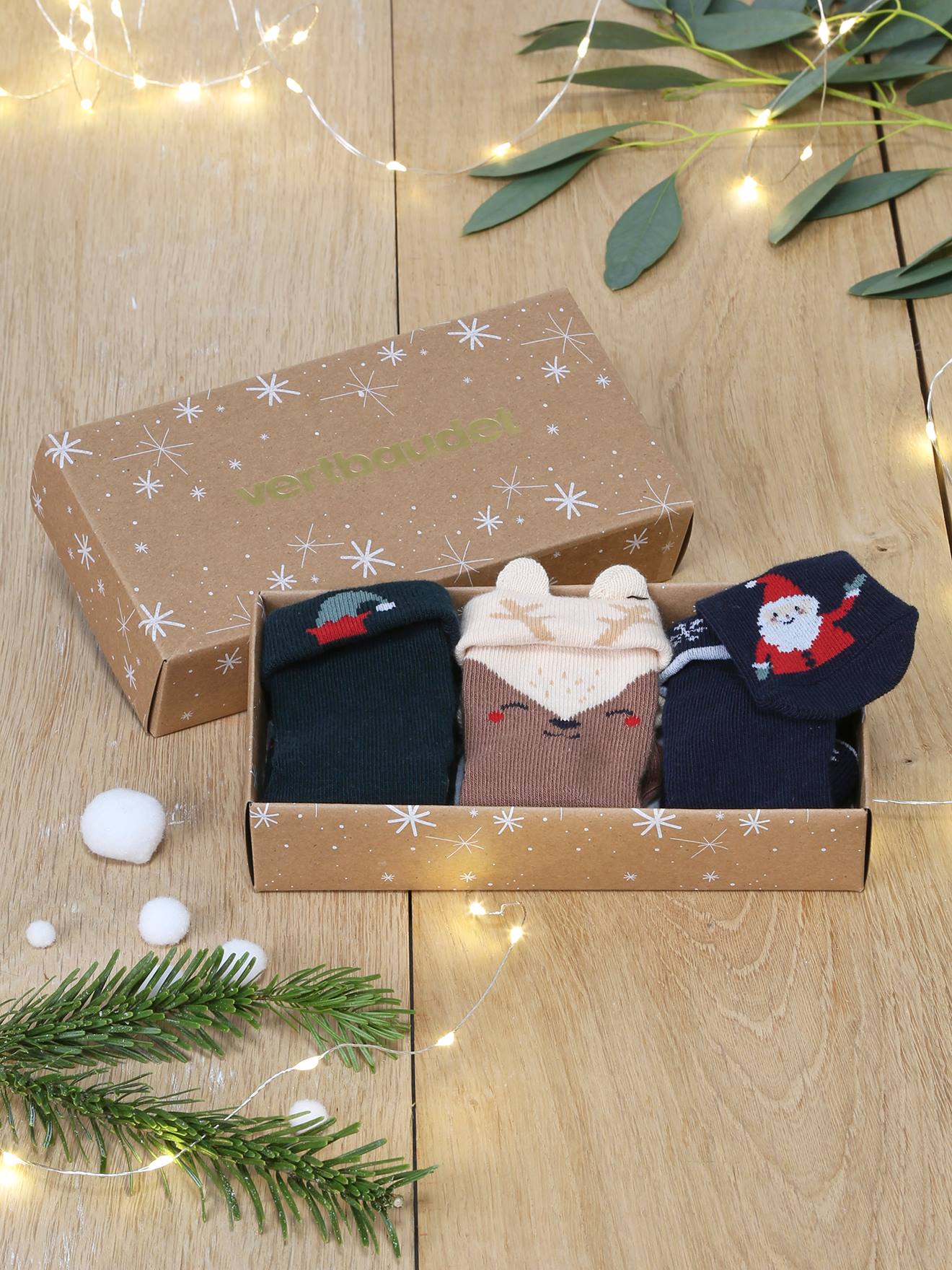 Set van 3 paar kerstsokken voor babyjongens. pecannoot