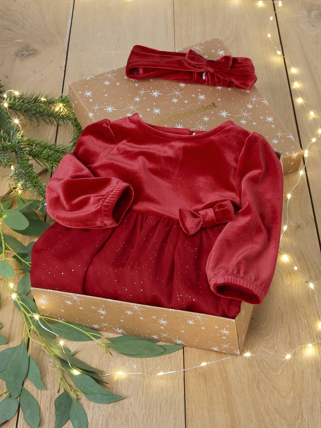 Kerstcadeauset tule jurk met lovertjes en babyhoofdband rood