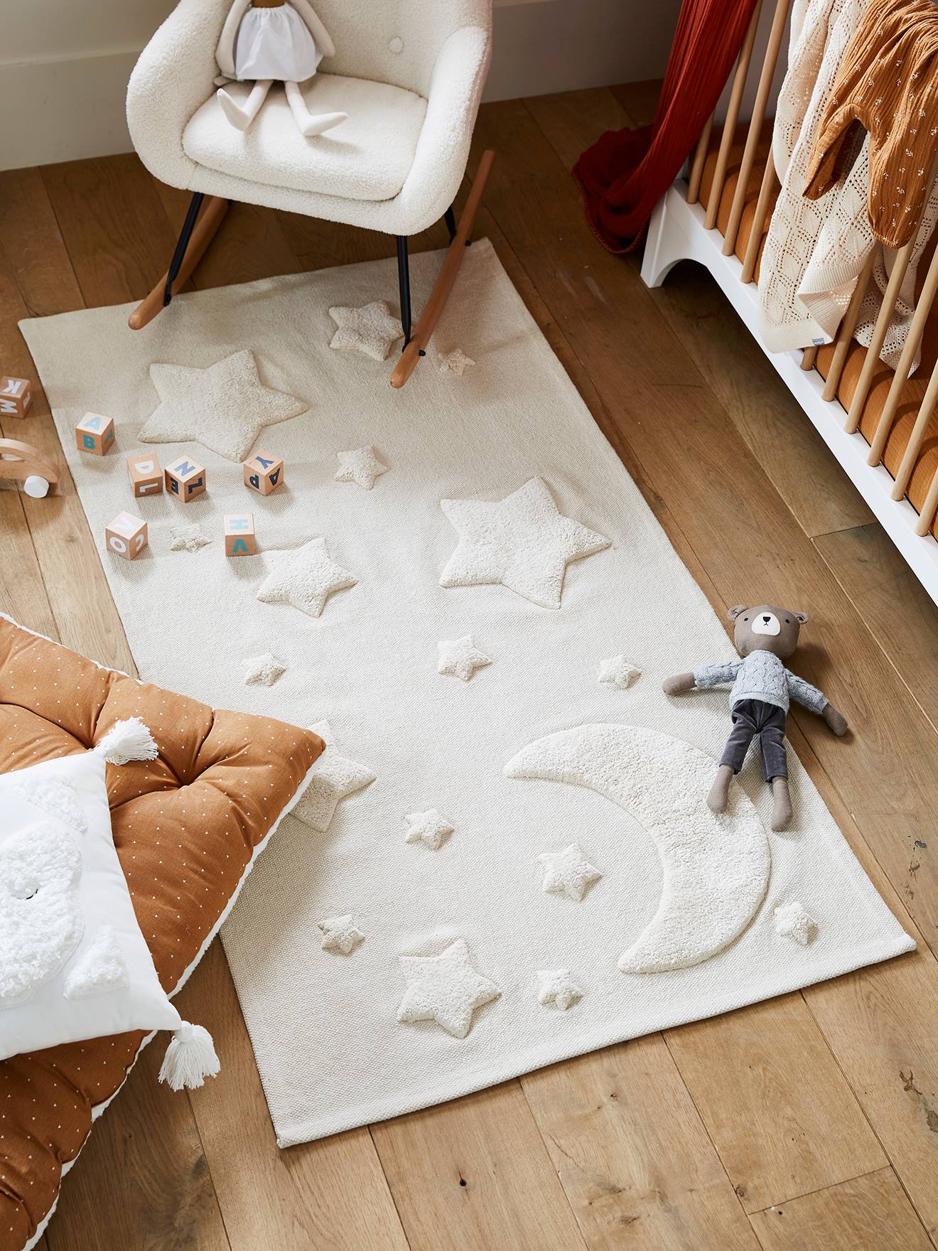 Rechthoekig tapijt met maan en sterren in reliΓ«f Luna beige