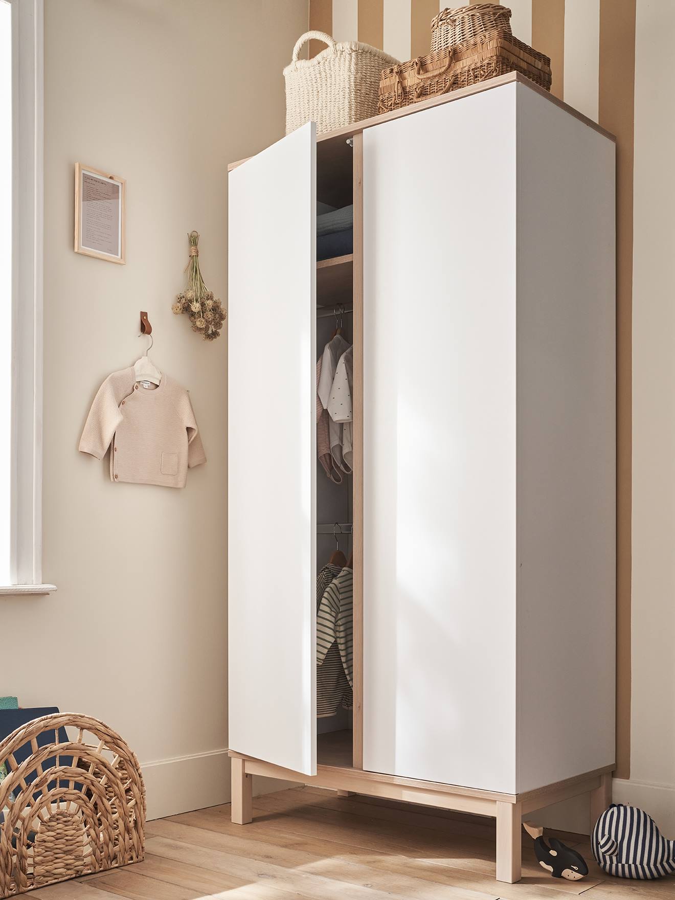 Kast met 2 deuren COLLECTIE COMETE wit