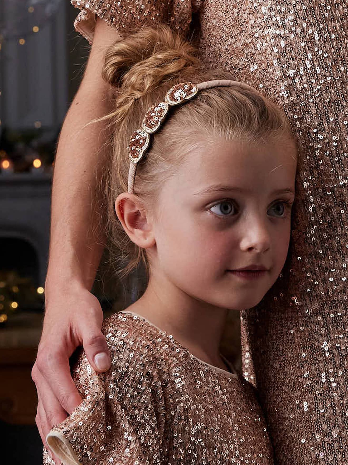 Haarband met hartjes van pailletten voor meisjes goud