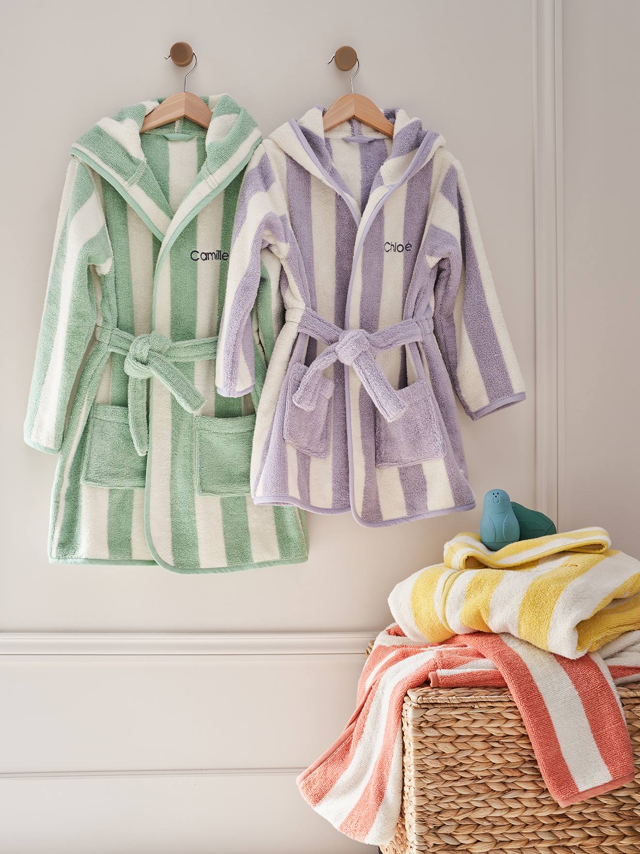 Gestreepte badjas voor volwassenen TRANSAT familie-capsulecollectie, personaliseerbaar, met gerecycled katoen roze, gestreept