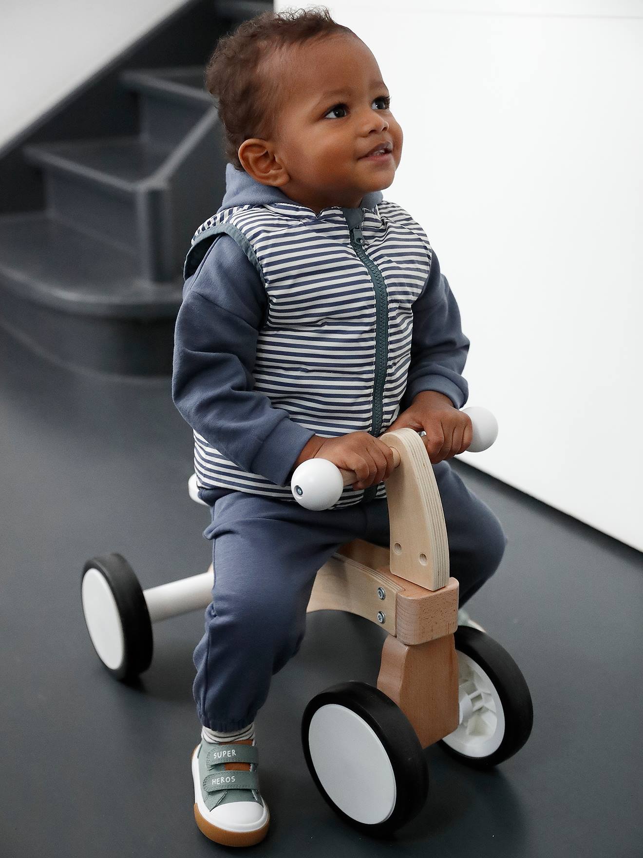 Wendbare Baby Steppweste mit Reissverschluss und Recycling-Polyester grijsblauw