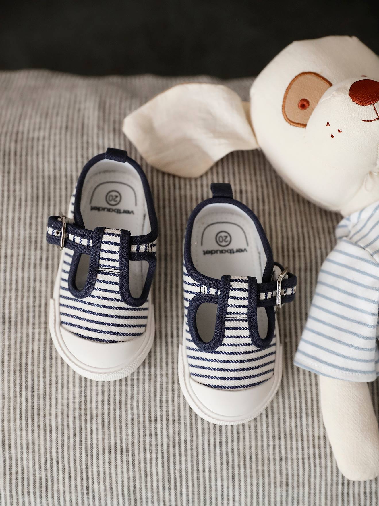Canvas babyschoentjes met enkelbandje blauw, gestreept