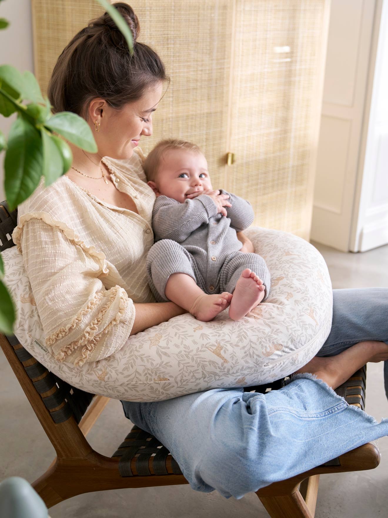 Borstvoedingskussen + beschermhoes Bio Collection beige, bedrukt