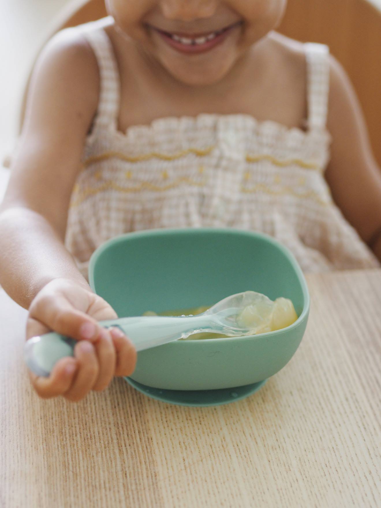 Silicone kom met zuignap BEABA groen