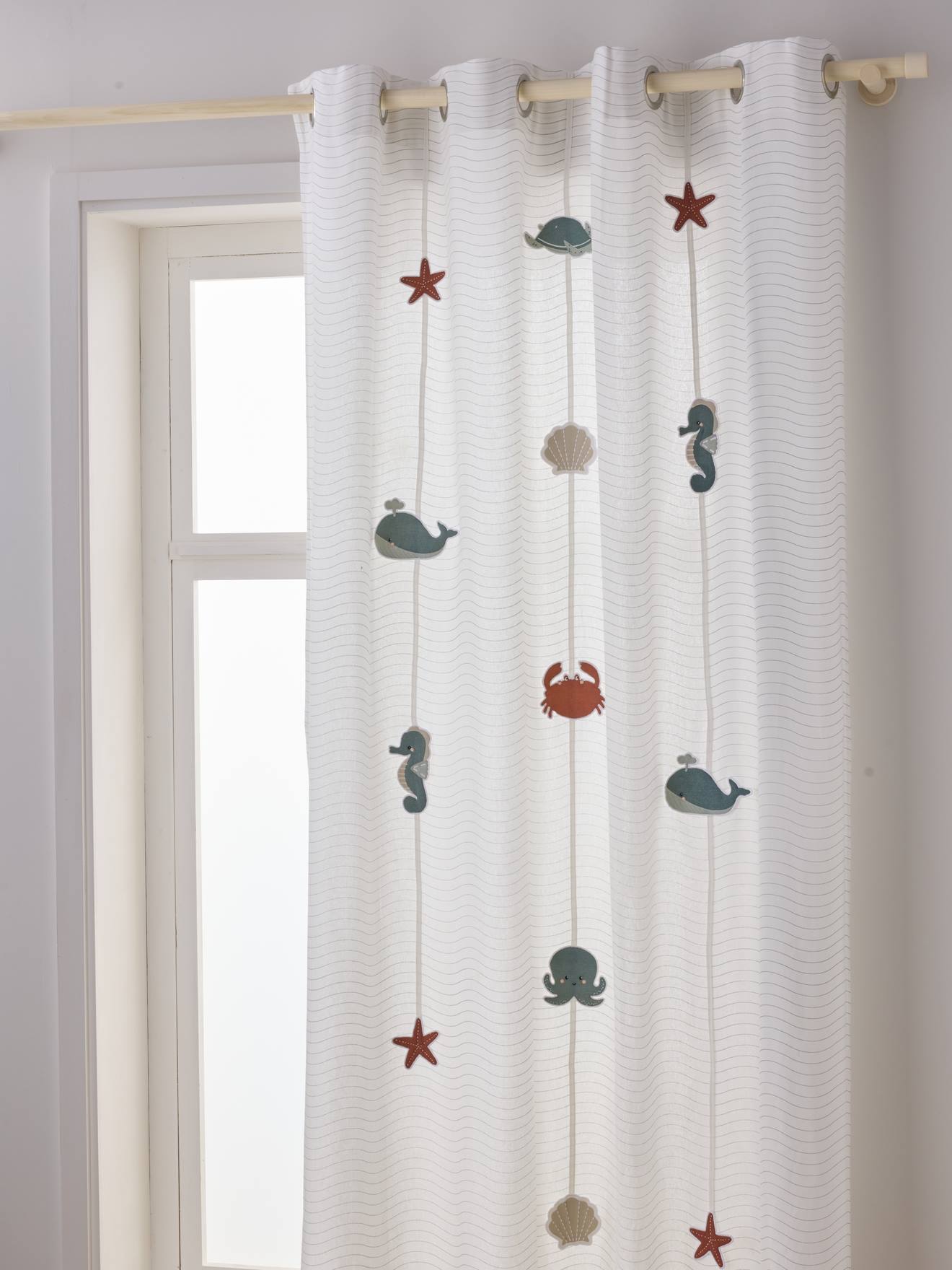 Under the Ocean eyelet gordijnslinger met zeedieren wit