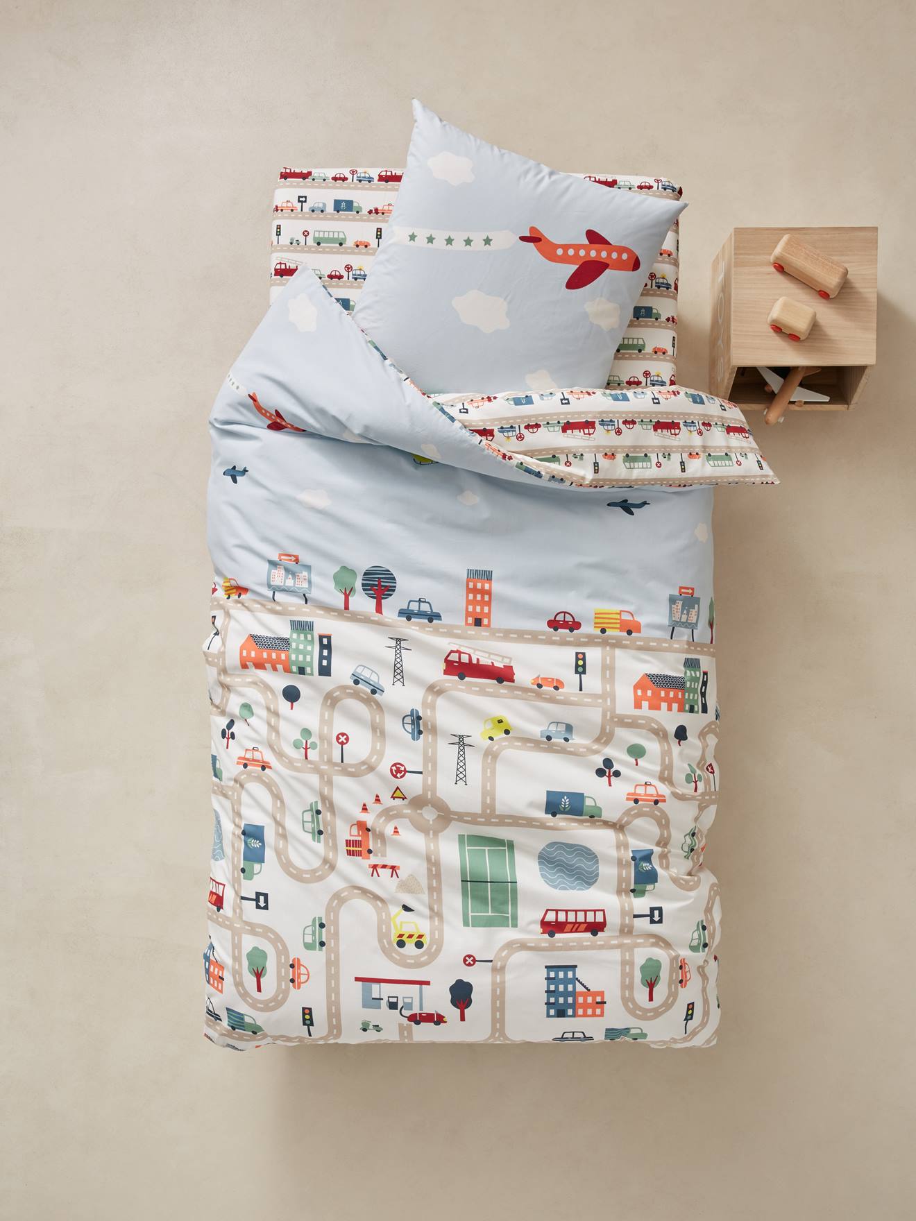 Set van kinderdekbedovertrek + kussensloop AUTO CITY print met autootjes