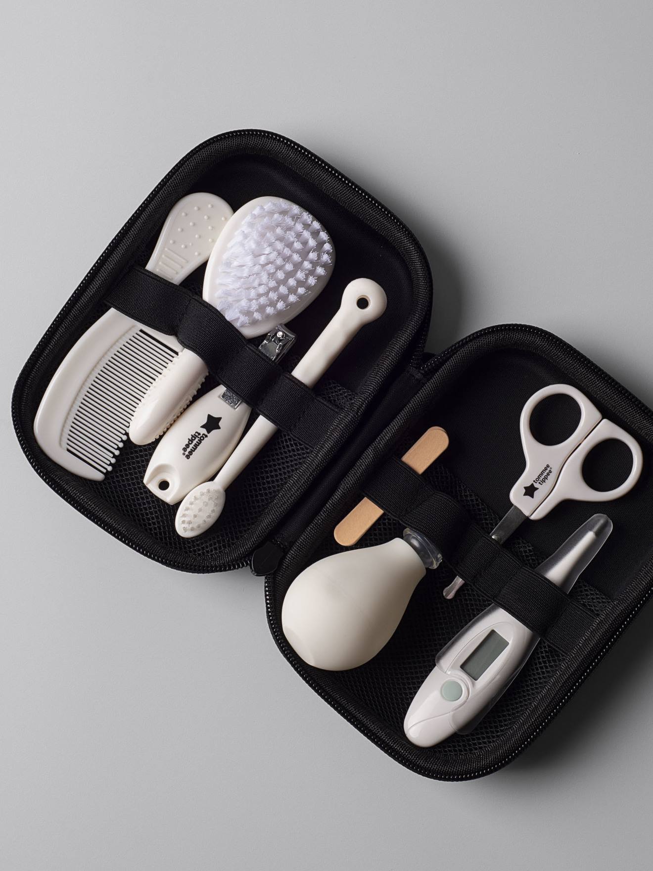 TOMMEE TIPPEE babyverzorgingsset zwart
