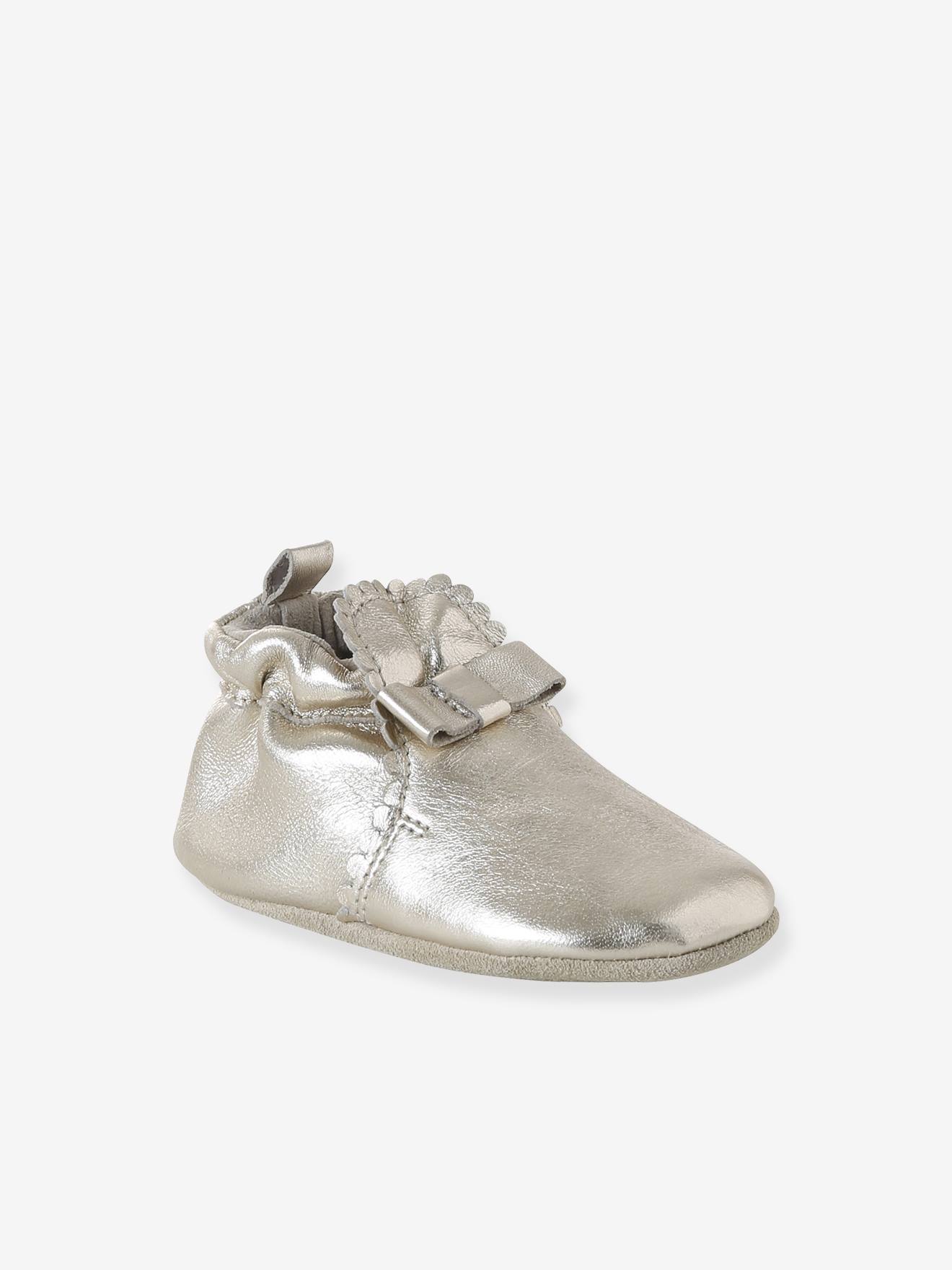 Elastische babyschoentjes van zacht leer goud afbeelding