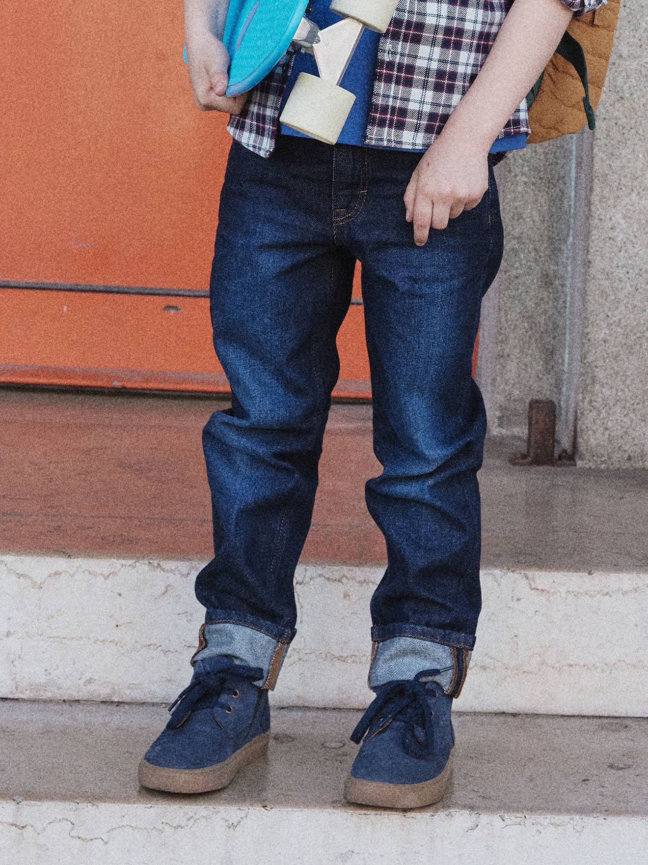 Rechte jeans voor jongens met omslag ongewassen denim afbeelding